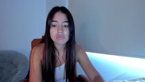 Aria Montgomery online show from February 2, 10:28 pm