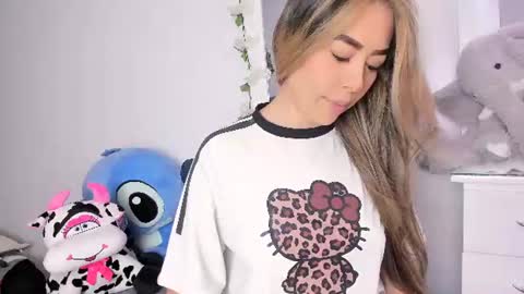 Ariana online show from June 14, 9:04 pm