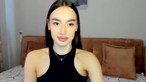 ariana_grandi online show from February 10, 11:36 am