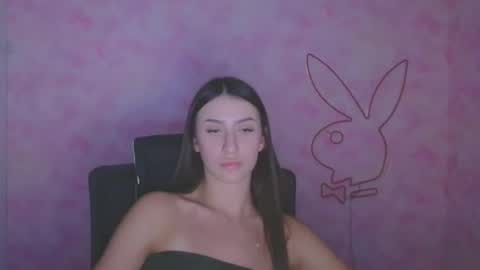 Ariana online show from November 3, 12:20 pm