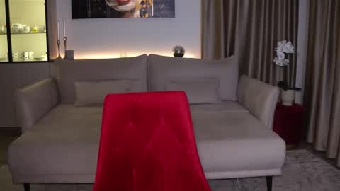 Ariana online show from February 18, 7:57 pm