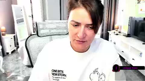 Ana online show from July 21, 1:34 pm