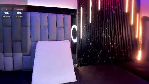 Arianna Foxxy online show from June 26, 11:55 am