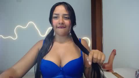 daniella online show from April 29, 2:37 am