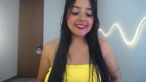 daniella online show from March 28, 2:55 am