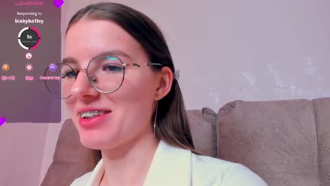 Ariella online show from February 7, 7:07 am