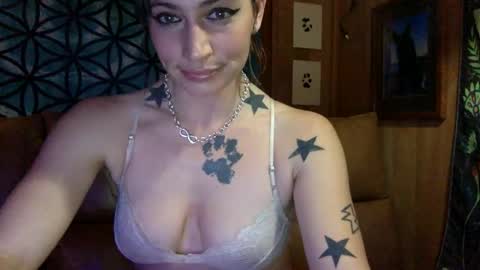 ariel  colin when hes here online show from February 3, 1:19 am