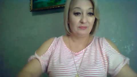 ArielXLoveresss online show from November 18, 7:15 pm