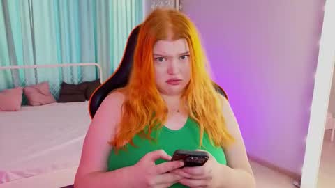 Adele online show from February 3, 11:48 am