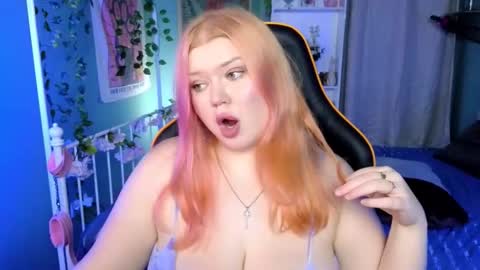 Adele online show from December 4, 11:23 am