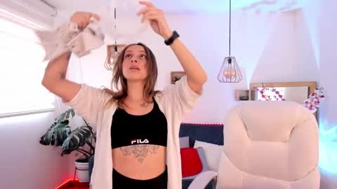 Ari  online show from January 12, 7:21 pm