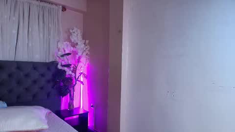 Ariia sweett online show from March 5, 5:36 am