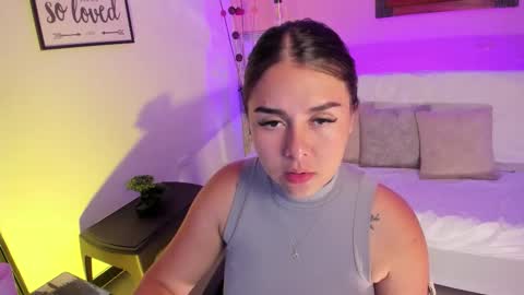  Arianna  online show from October 18, 4:21 pm