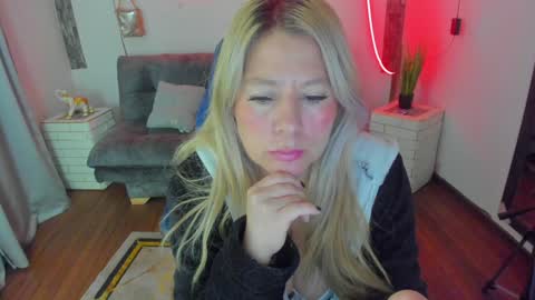 arisha_katy1 online show from January 27, 3:26 am