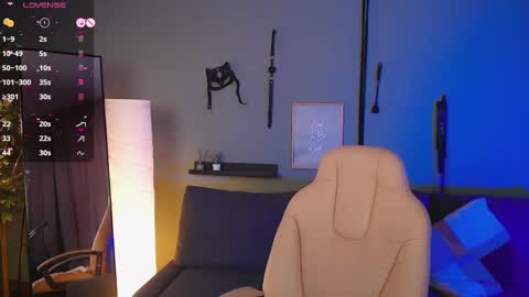 Astrid online show from February 20, 12:30 am