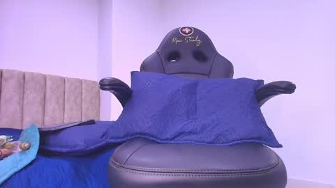 Arleth  online show from January 8, 3:21 am