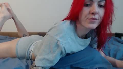 arri_ella online show from January 15, 1:11 am