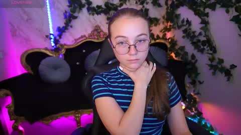 arrinawair online show from September 17, 12:58 pm