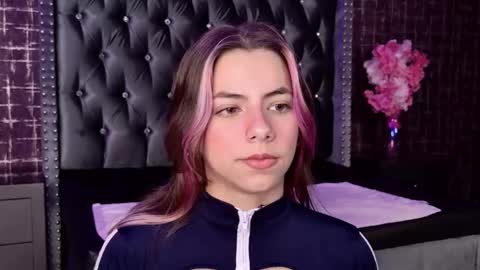 artemisablake online show from October 10, 6:02 pm