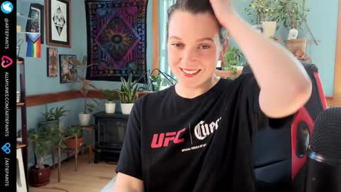 Artie Paints online show from December 13, 5:00 pm