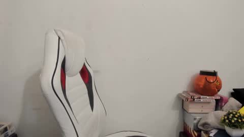 MIA online show from February 28, 6:20 pm