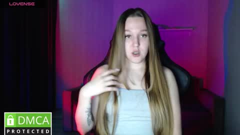 Kristi your good friend with benefits online show from December 5, 7:04 pm