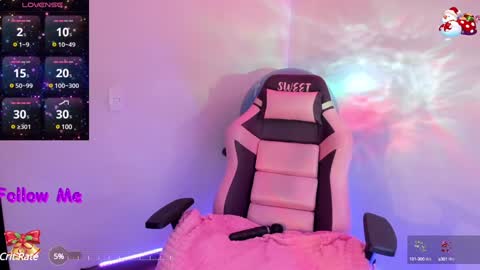 AshantiINDEPENDENT MODEL online show from December 15, 9:20 pm