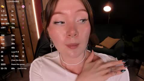 Ash online show from October 1, 12:21 pm