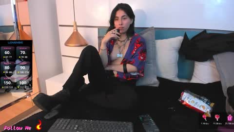 Ashkoreh online show from January 31, 8:18 pm