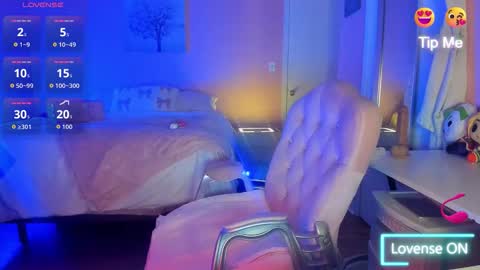 Ashley online show from February 17, 11:59 pm