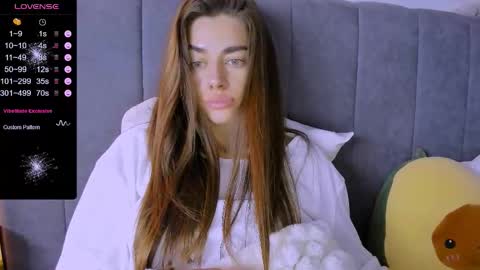 Ashley online show from November 8, 7:19 pm