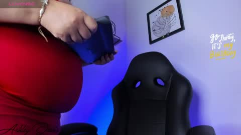 ASHLEY  online show from April 19, 6:10 pm