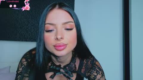 AshleyEtthen online show from March 17, 6:45 pm