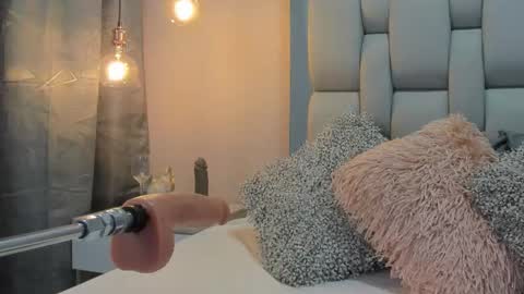 AshleyHill online show from October 17, 4:48 am