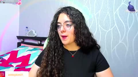 .. Ashley .. online show from September 21, 12:53 am