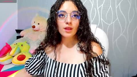 .. Ashley .. online show from December 13, 10:34 pm