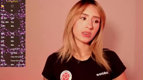 dahiana online show from October 21, 7:07 pm