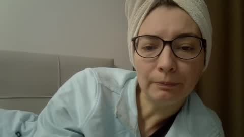 Ashley online show from January 19, 7:15 am