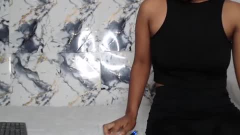 ashleyt255 online show from June 27, 3:51 pm