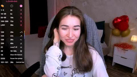 Ashley online show from February 25, 1:31 pm