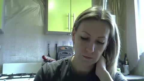 AshleyXHoney online show from April 29, 6:49 am