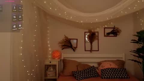 Victoria  online show from March 20, 2:38 am