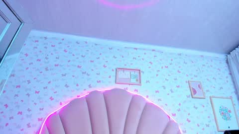 Ashly online show from January 8, 12:26 pm