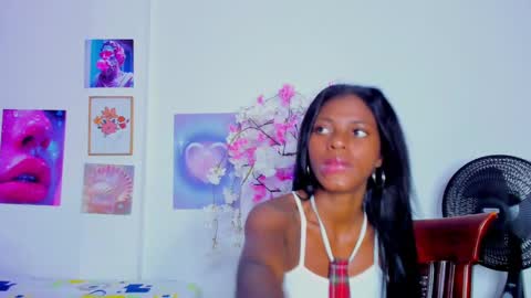 ashly_pink1 online show from October 8, 3:22 am