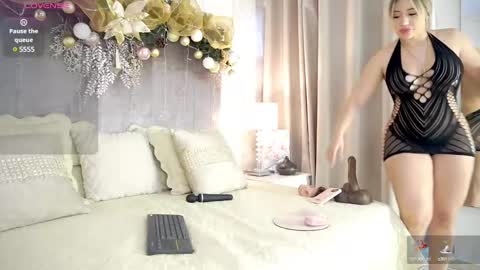 Paula Baleta  online show from December 15, 5:31 pm