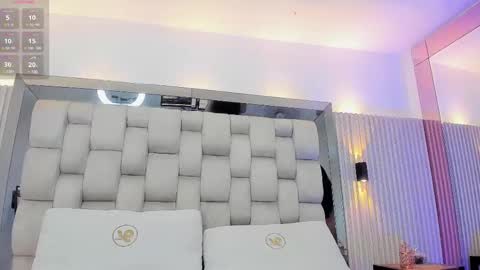 ashlyn online show from January 27, 9:55 pm