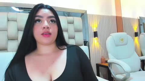 ashlyn online show from February 22, 7:43 pm