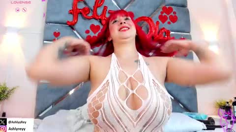 Ashly  online show from February 18, 10:03 pm