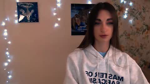 asia_n_ online show from November 18, 9:43 am