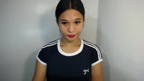 Yan online show from April 23, 5:26 pm